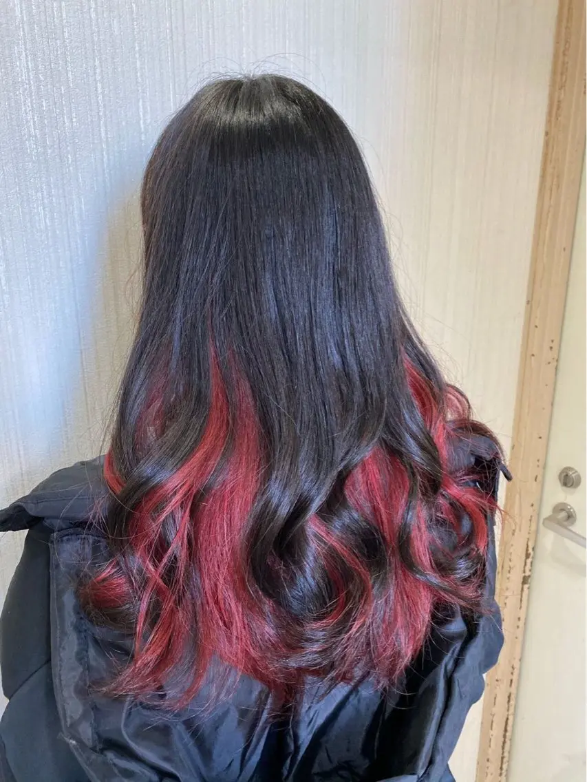 ロング カラー インナーカラー カット ヘアカラー サトウ マアヤのヘアスタイル