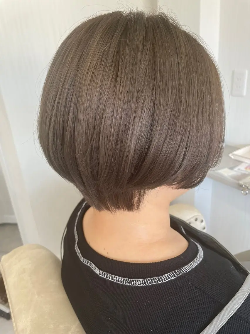 ショート ショートヘア ヘアカラー 平松 ともみのヘアスタイル