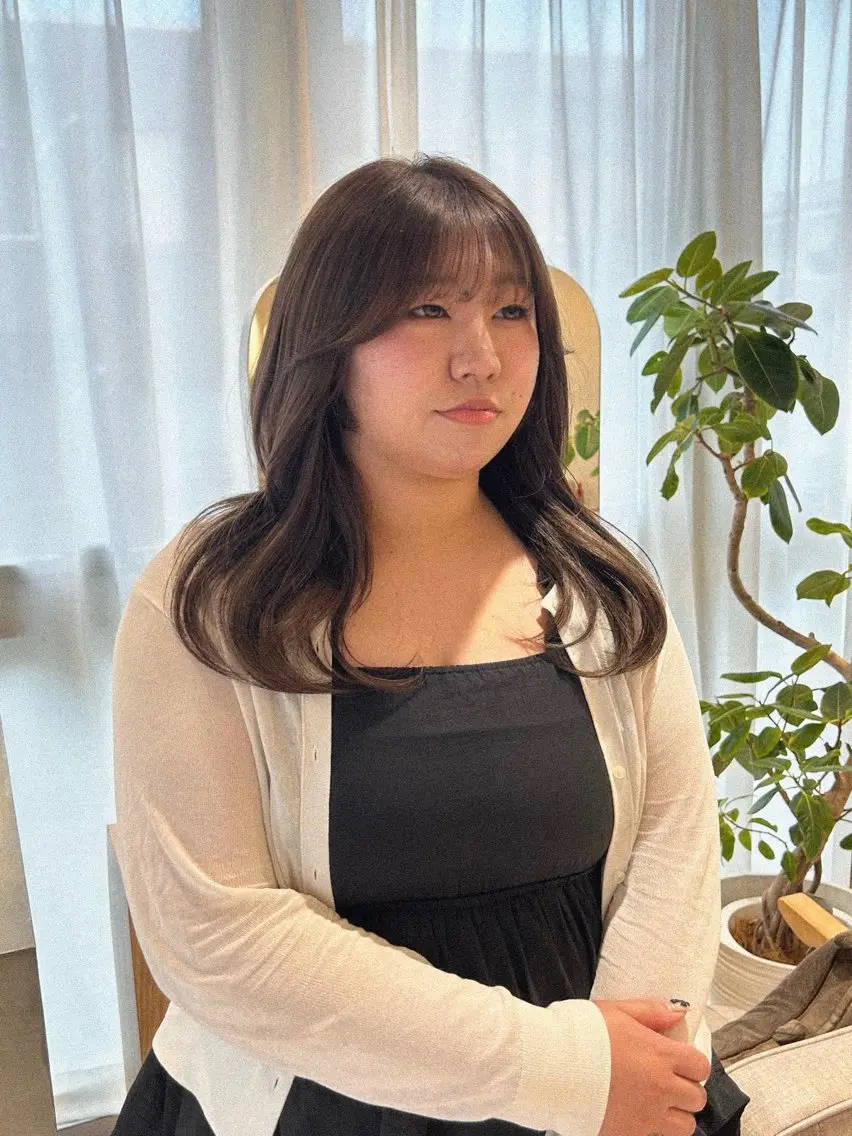 カラー カット ヘアカラー トリートメント 依咲 isakiのヘアスタイル