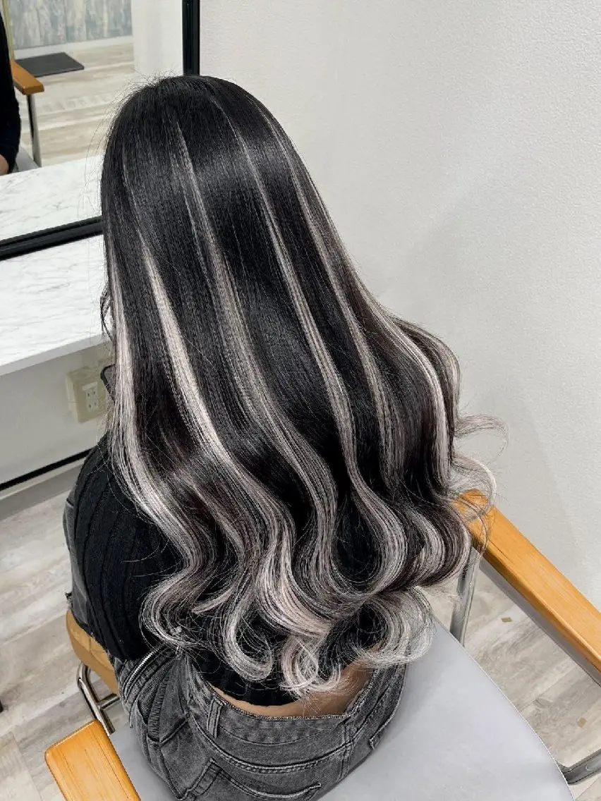 ロング エクステ 最安値エクステサロン SHOW ROOMのヘアスタイル