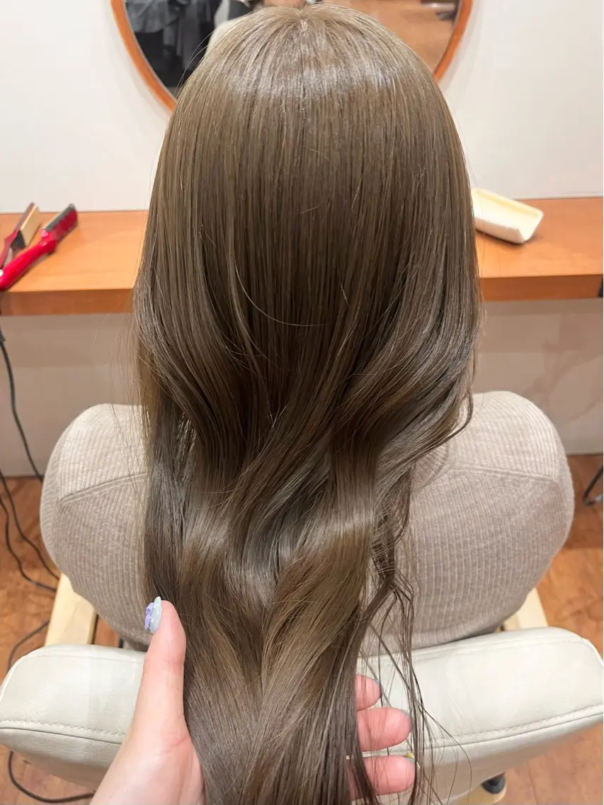 🎵前髪顔まわりカット+ブリーチなしダブルケアカラー+オージュア3stepトリートメント🤸♂️🩵の写真