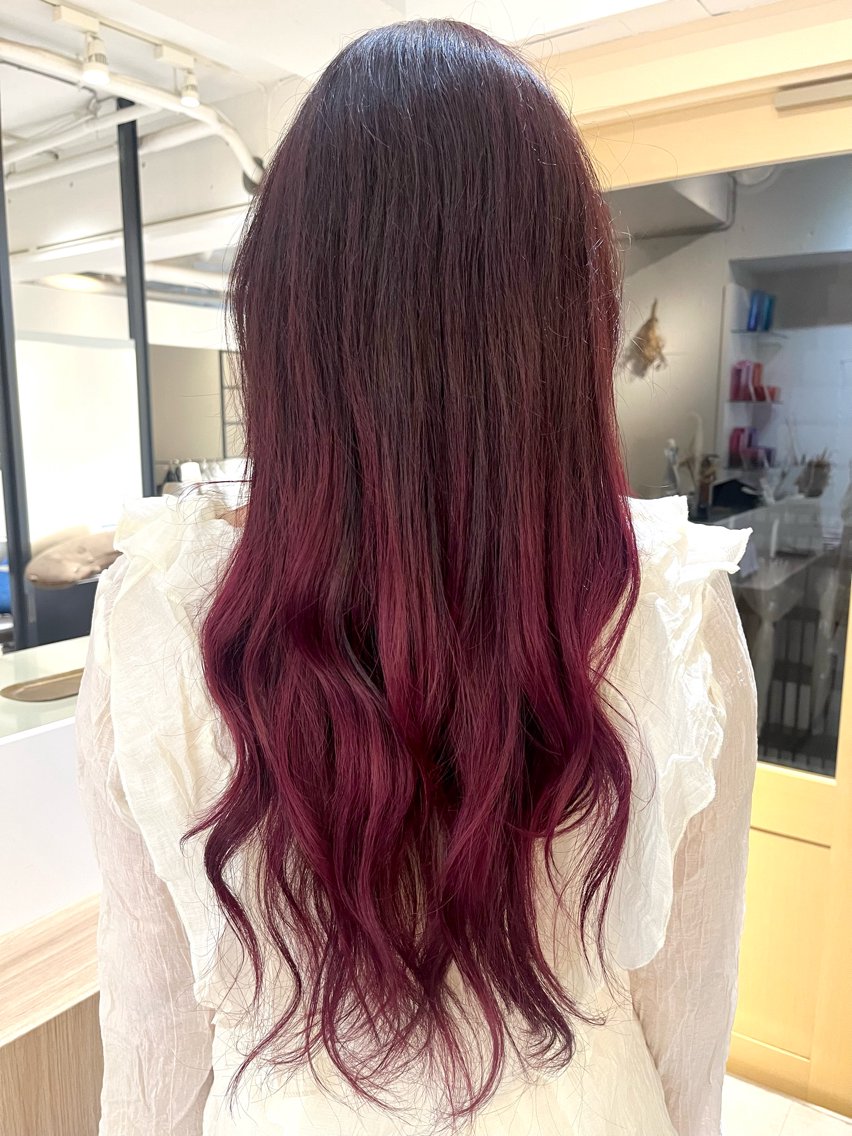 ロング ヘアカラー ★夏楠/ モデル様募集中★のヘアスタイル