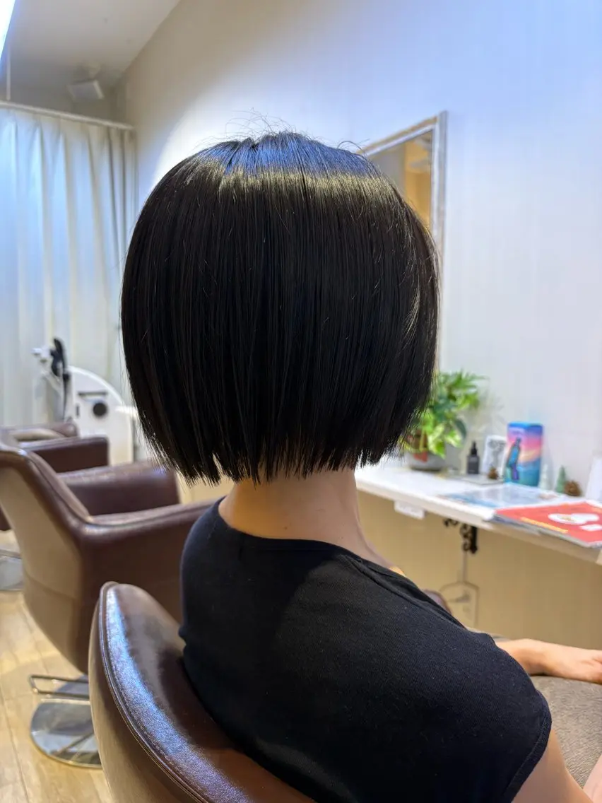 🌼カット(パツっとボブ、レイヤー、ショート、切りっぱなしボブ)シャンプーブロー込みの写真