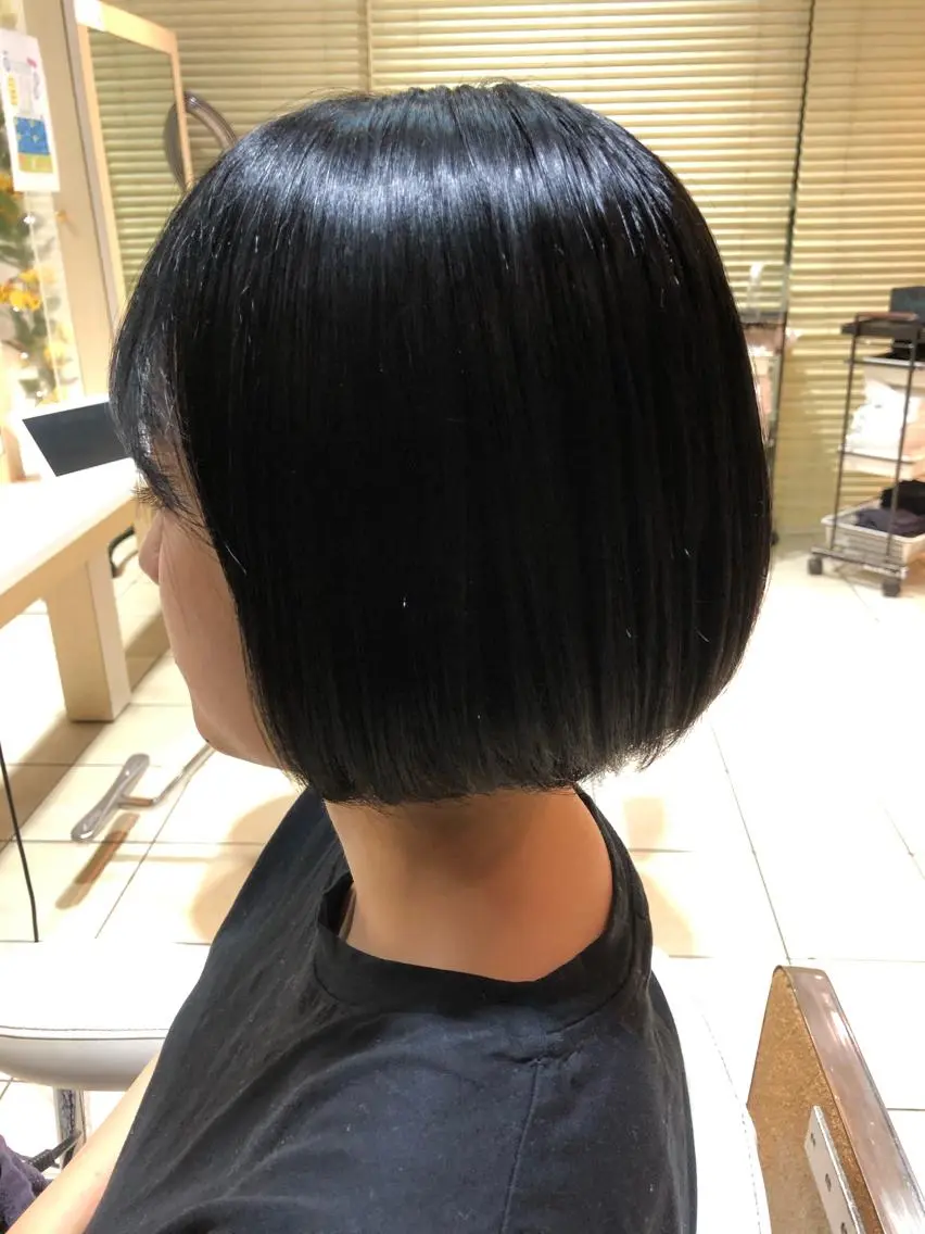 カット＋プレミアムストレート＋3stepトリートメントの写真