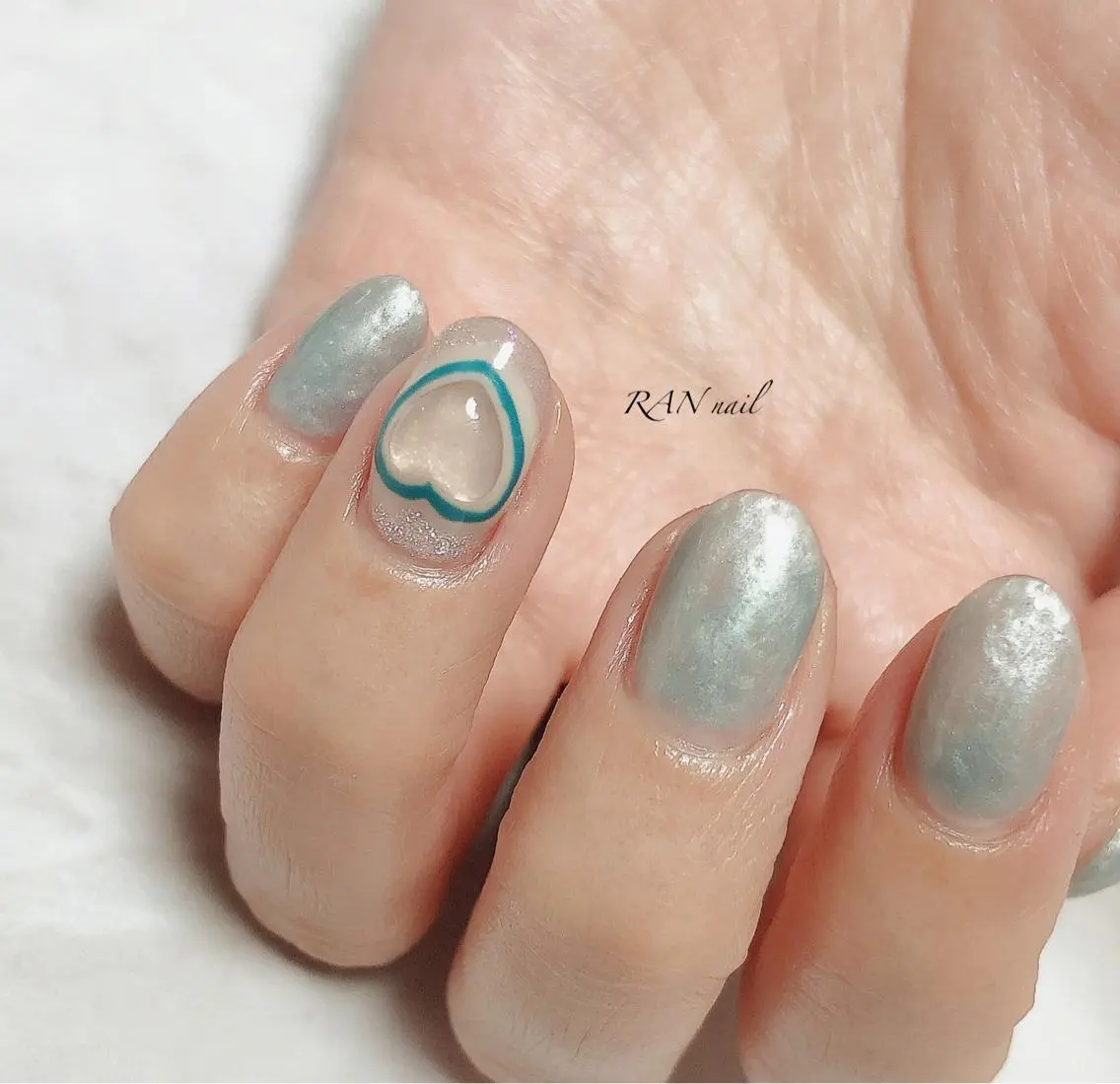 ネイル ブルー フットネイル ジェルネイル 卒業式 ハート ハンドネイル フットネイル RAN nailのネイルデザイン