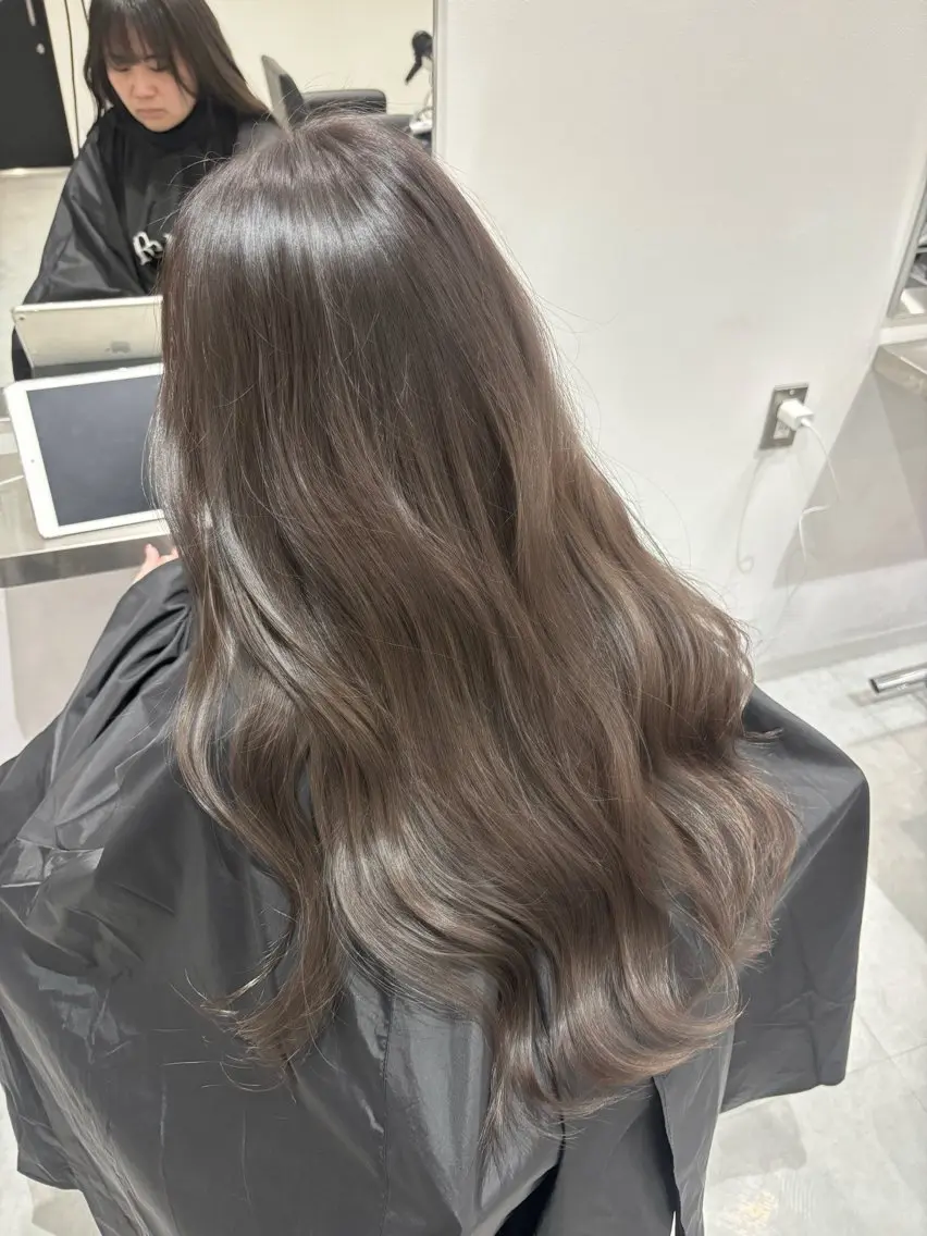 セミロング カラー ベージュカラー ブリーチ ブラウンカラー カシス グレージュ カット ヘアカラー トリートメント 🎀韓国ヘア× 透明感カラー🎀正源のヘアスタイル
