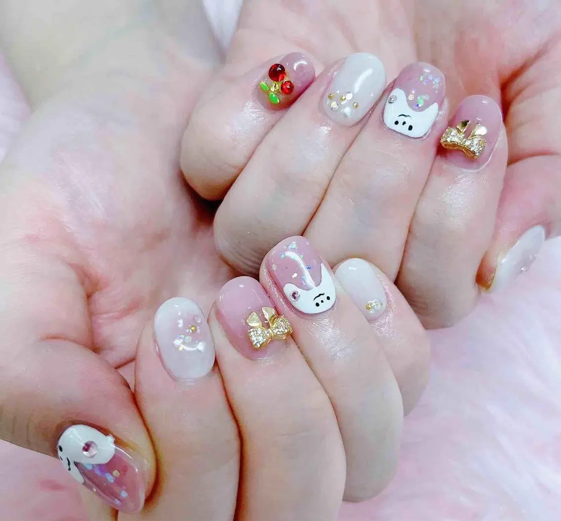 ネイル ハンドネイル MoonNail ユリ🌸のネイルデザイン