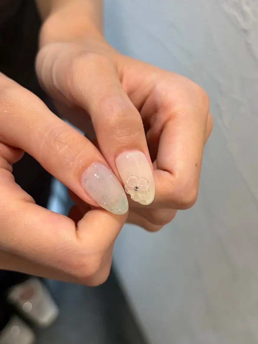 ネイル Salondevi2 isanaのネイルデザイン