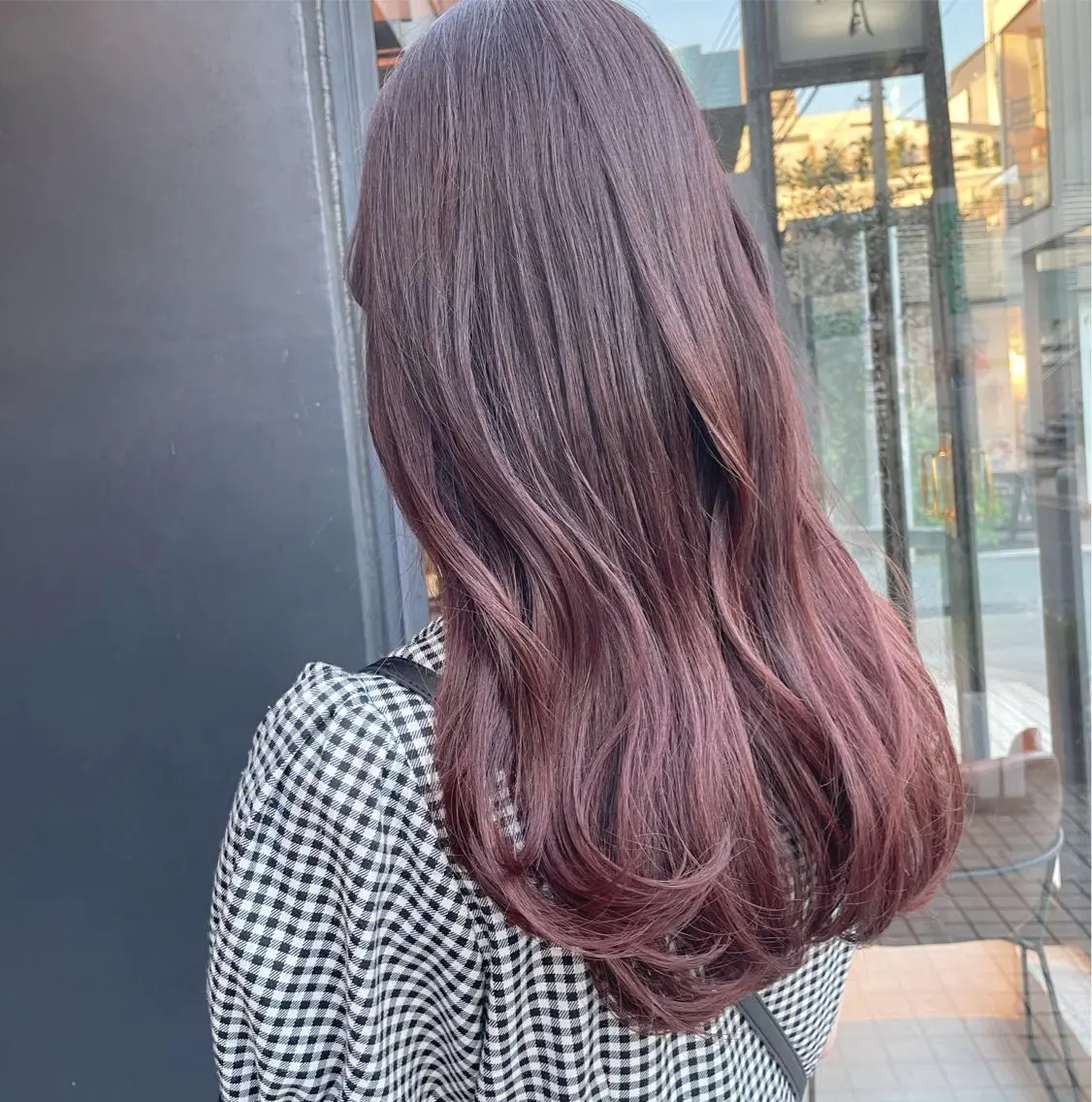 ロング カラー ブリーチ kana .のヘアスタイル