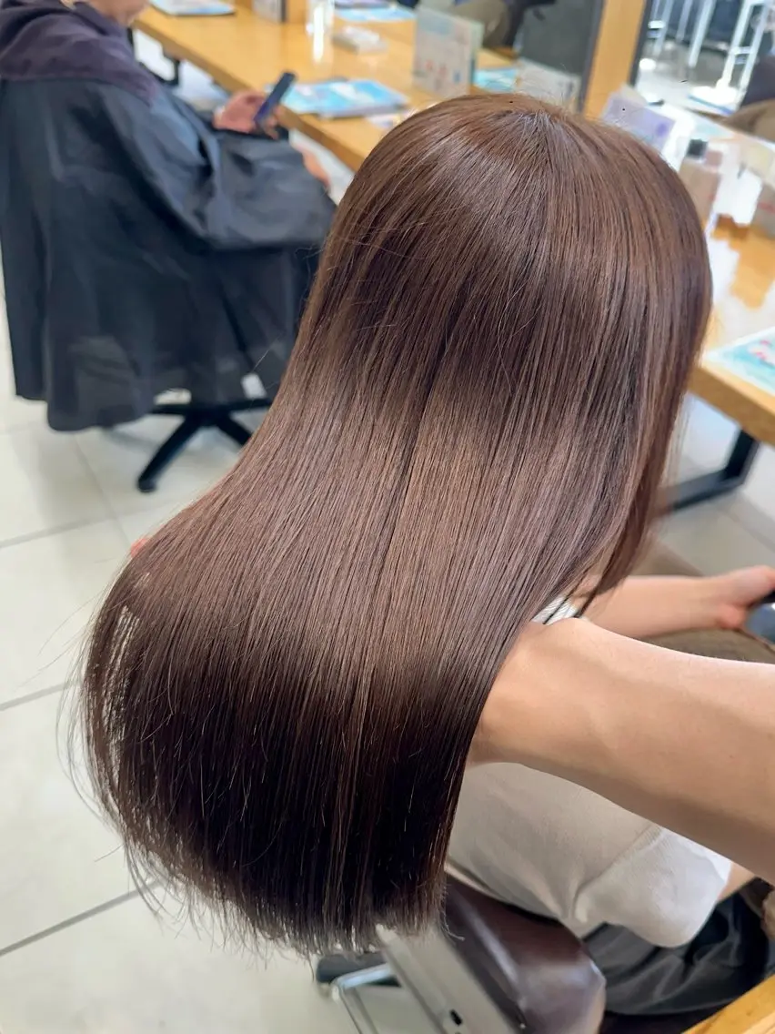 ロング カラー 透明感カラー ロング ヘアカラー トリートメント 💎透明感カラー💎 🌟佐藤壮也🌟のヘアスタイル
