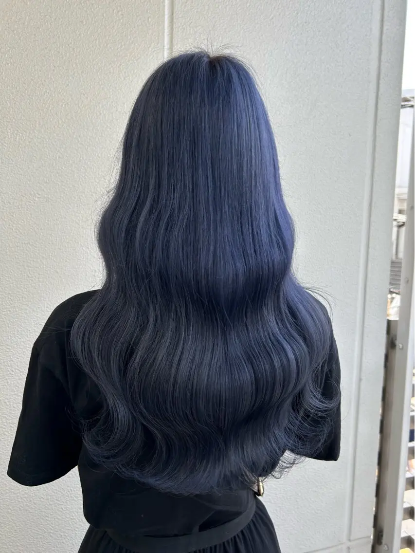 ロング カラー ヘアアレンジ ブルーカラー ブルーグレー 《暖色/韓国hair 》🇰🇷桑原ユキネのヘアスタイル