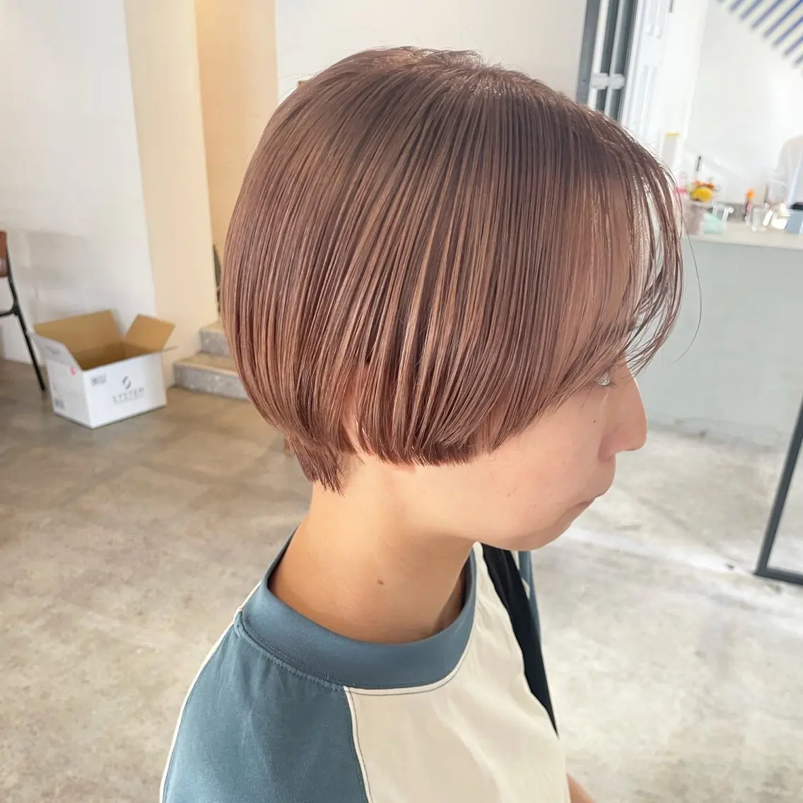 ショート カラー ベージュカラー ショートヘア カット ヘアカラー Takuma Suzuki中目黒のヘアスタイル