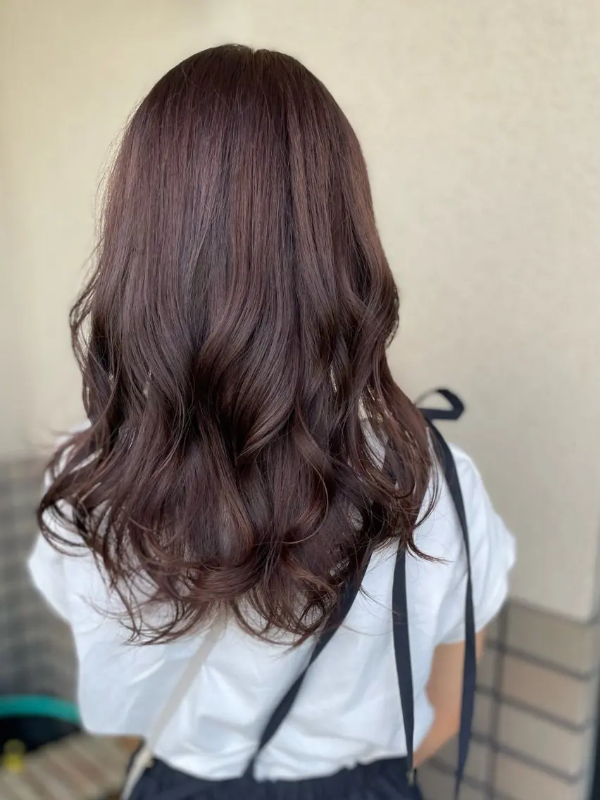 ロング カラー ピンクカラー カット ヘアカラー トリートメント 沢田 瞳のヘアスタイル