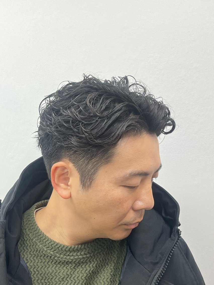 パーマ メンズ ヒロ銀座川崎 志田健介のヘアスタイル