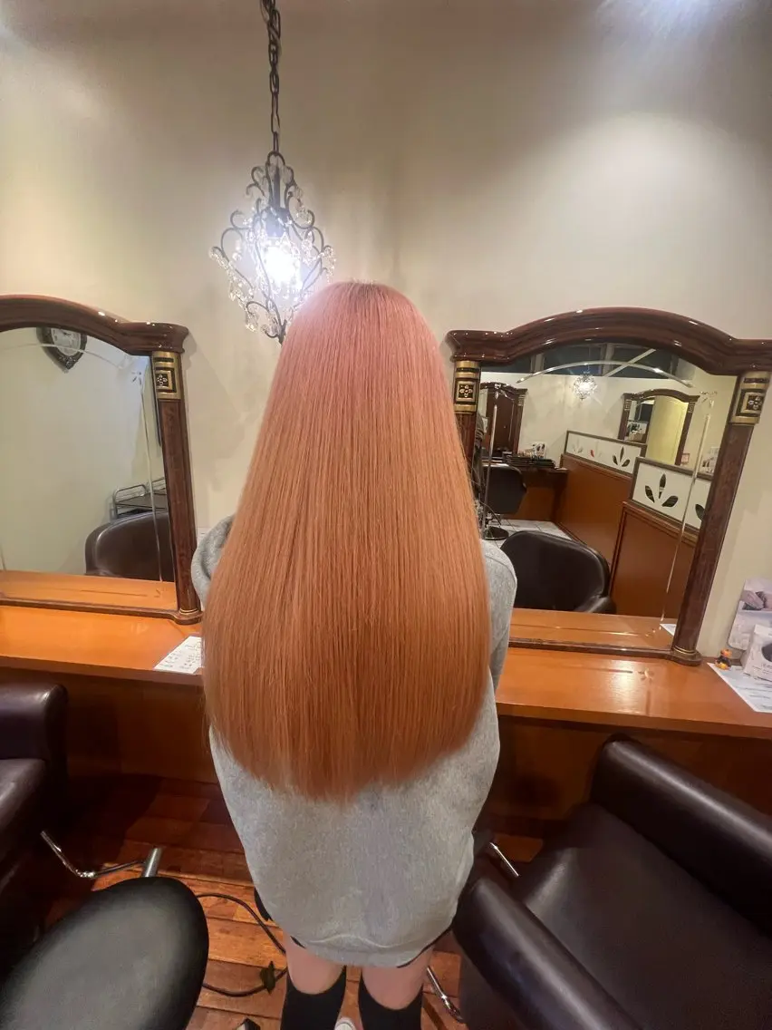 ロング カラー 小杉山 柊一のヘアスタイル