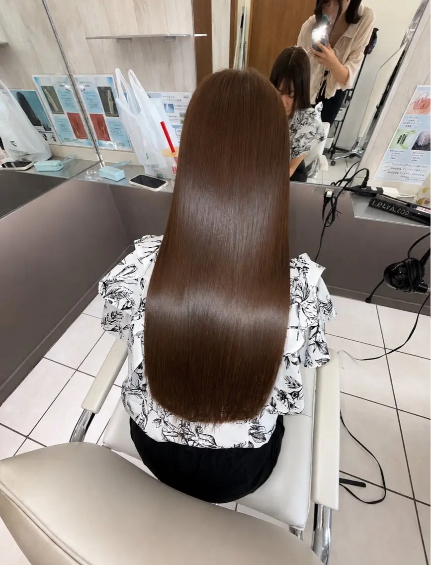 ロング カット ヘアカラー トリートメント 髪質改善/艶カラー 💞白井音葉のヘアスタイル