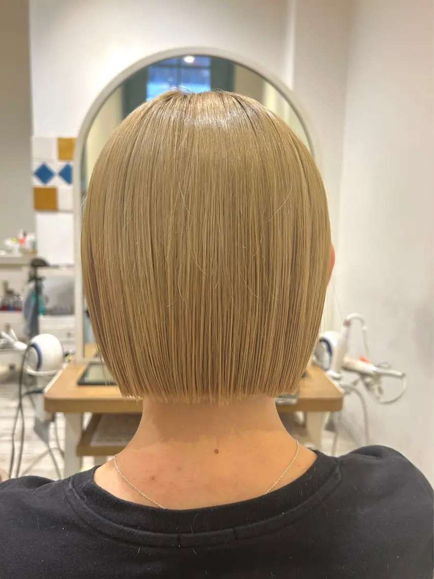 ショート ボブ Itsuki🌷 レイヤー/艶カラーのヘアスタイル