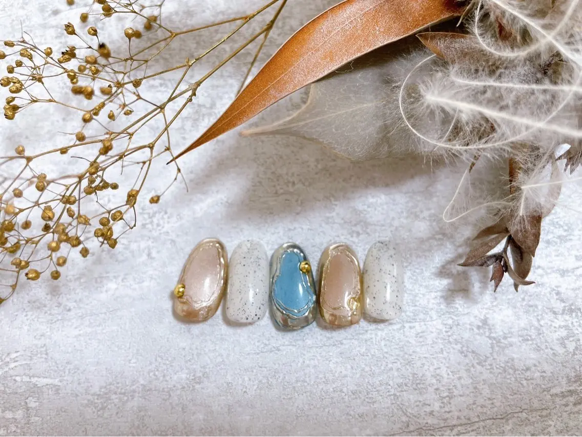 ネイル オーロラネイル フットネイル フレンチネイル ジェルネイル マグネットネイル ハンドネイル kiki nail &brow二子玉川のネイルデザイン