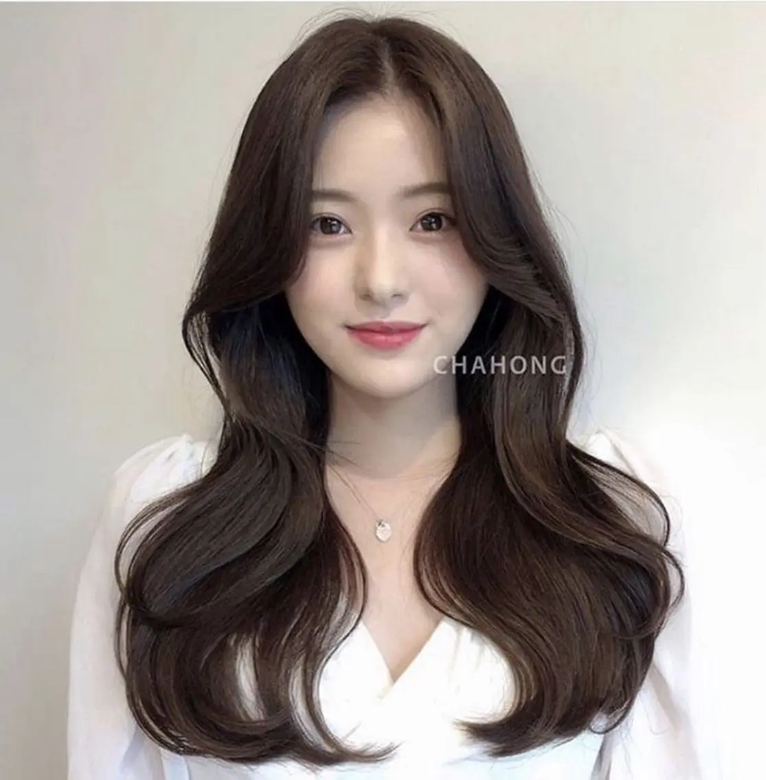 ロング 菊池 梨麻のヘアスタイル