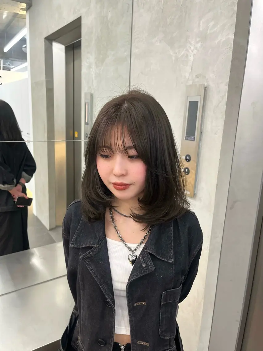 カラー ヘアカラー ベージュカラー🤎 ayukaのヘアスタイル