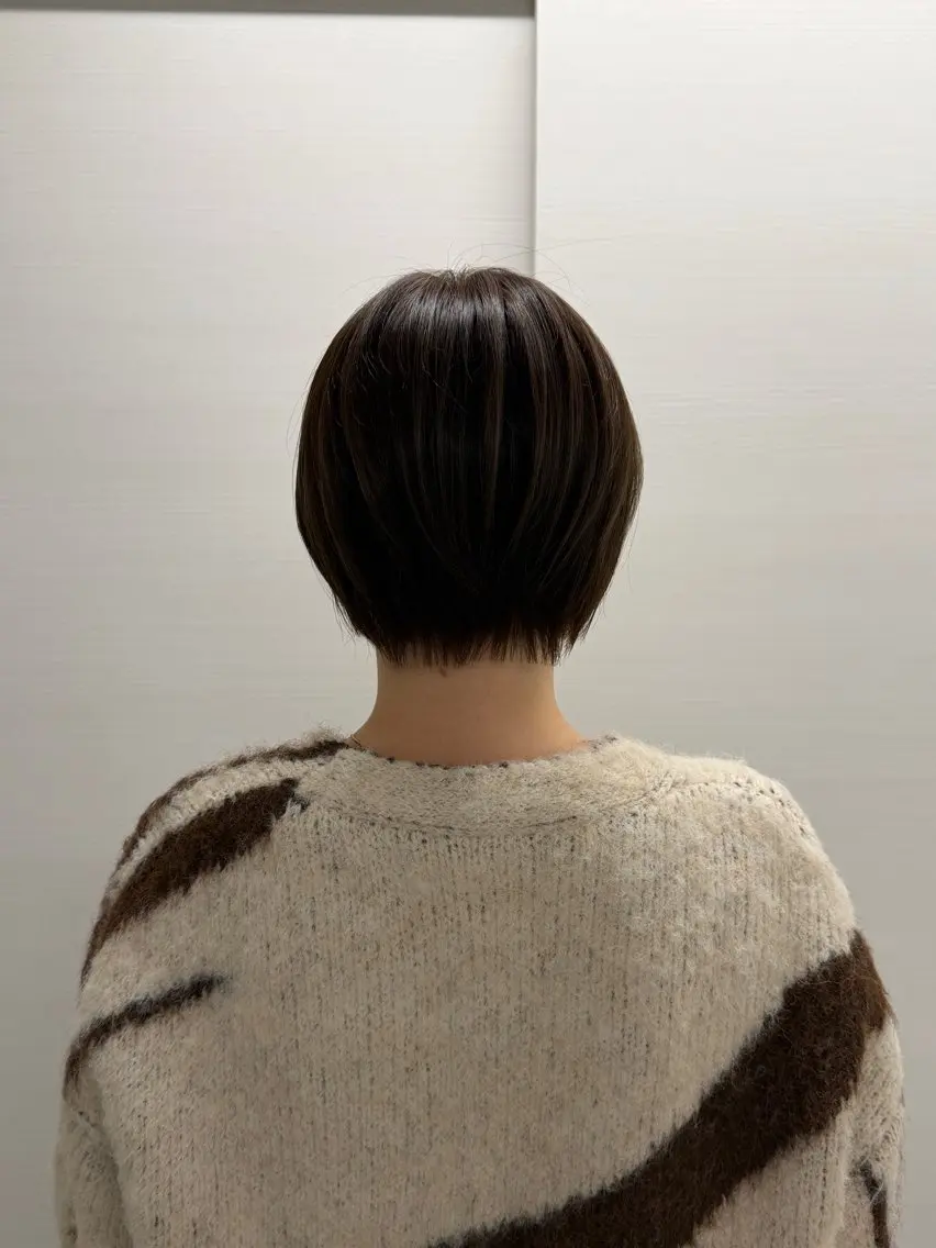 ショート 篠田 奈々のヘアスタイル