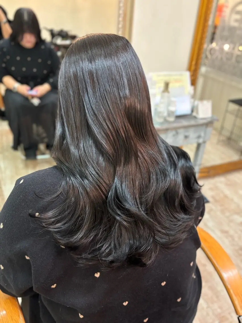 ロング カット ヘアカラー トリートメント 【髪質改善】 Wakanaのヘアスタイル
