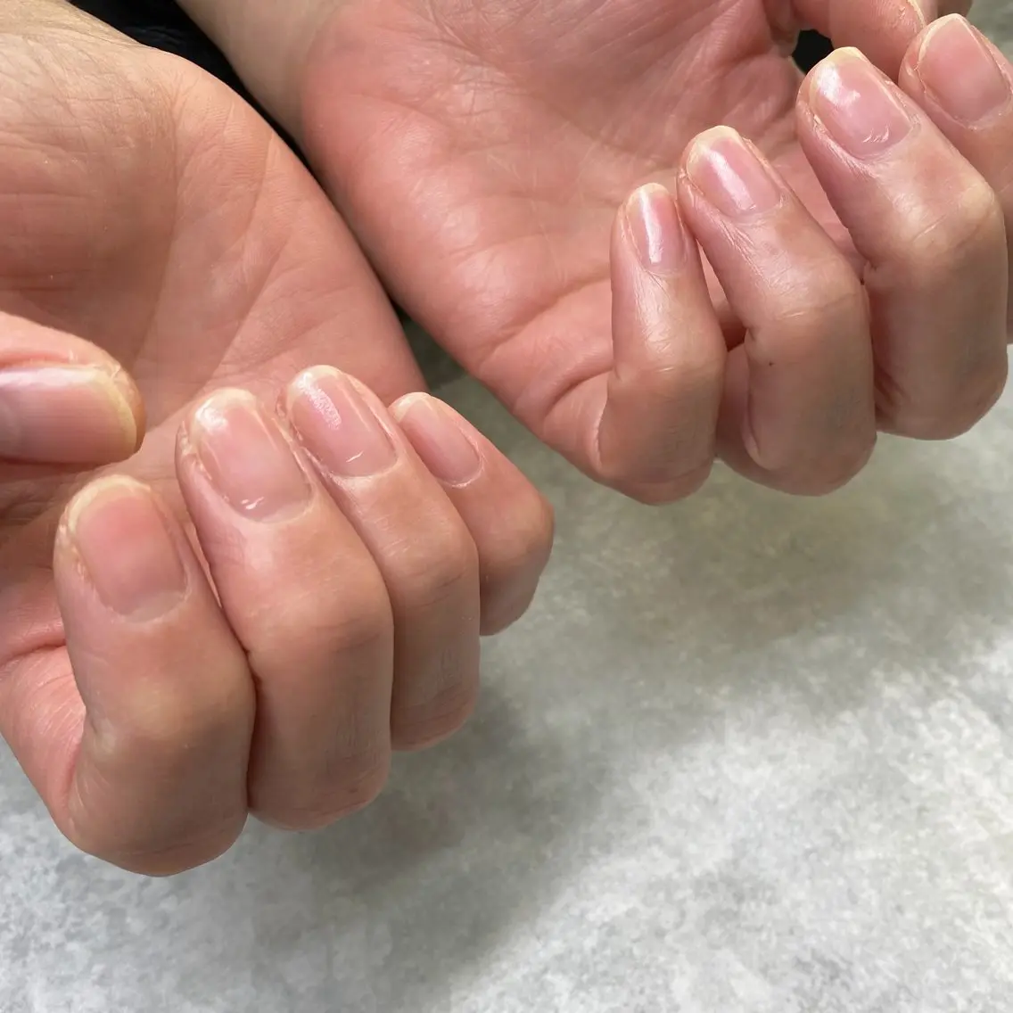 ジェルネイルオフのみ《長さ整え、表面磨き、オイル&ハンドトリートメント付き》の写真