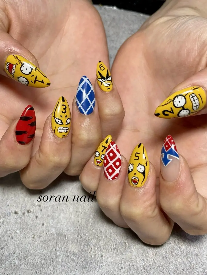 ハンドネイル フットネイル soran nailのネイルデザイン