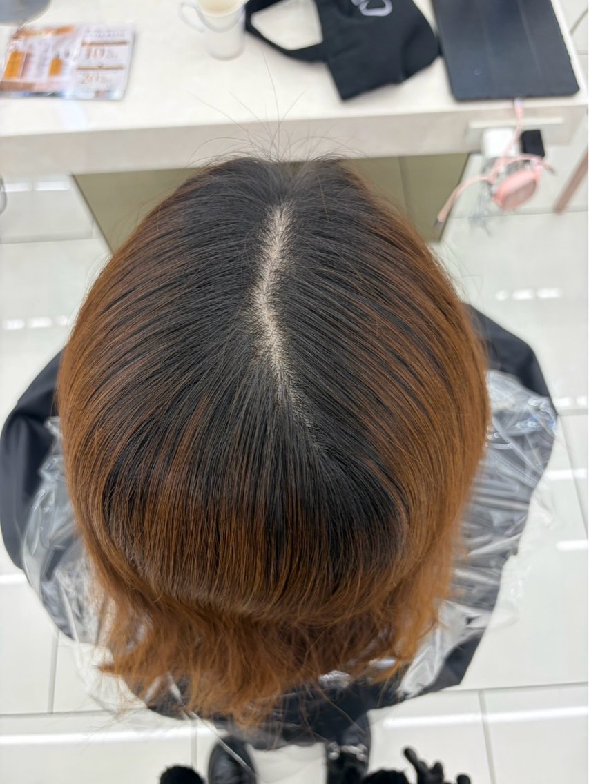 セミロング ヘアカラー クニヨシ ハルヤのヘアスタイル