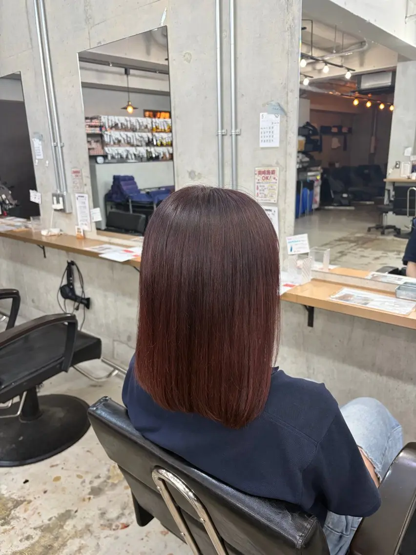ミディアム ヘアカラー 山本 愛菜のヘアスタイル