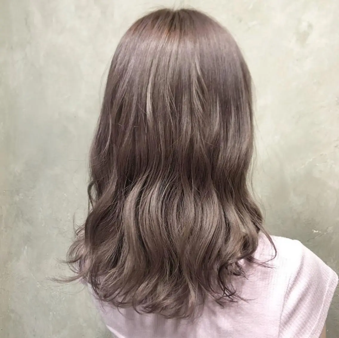 ミディアム カラー パーマ ヘアアレンジ メンズ 艶ピンク*ヘアセット 🌙shioriのヘアスタイル