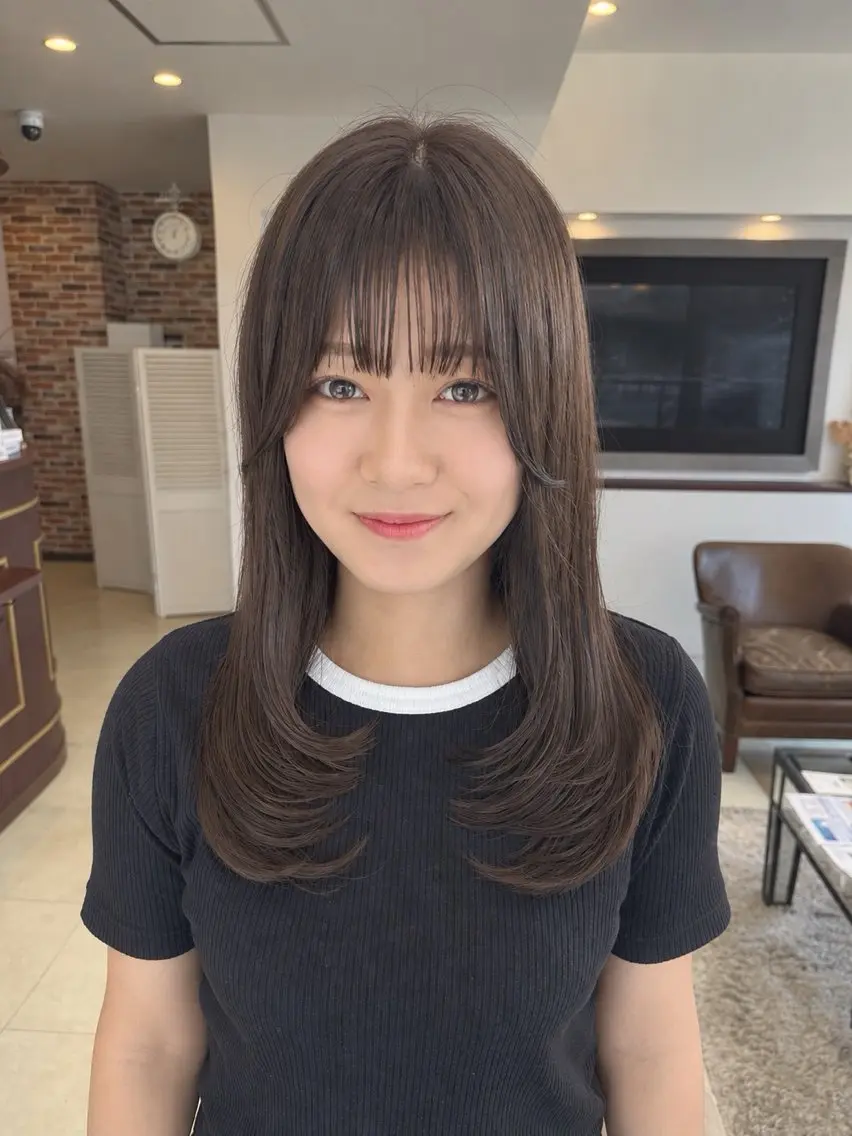 ロング カット ヘアカラー トリートメント りか/透明感カラー/ レイヤーカットのヘアスタイル