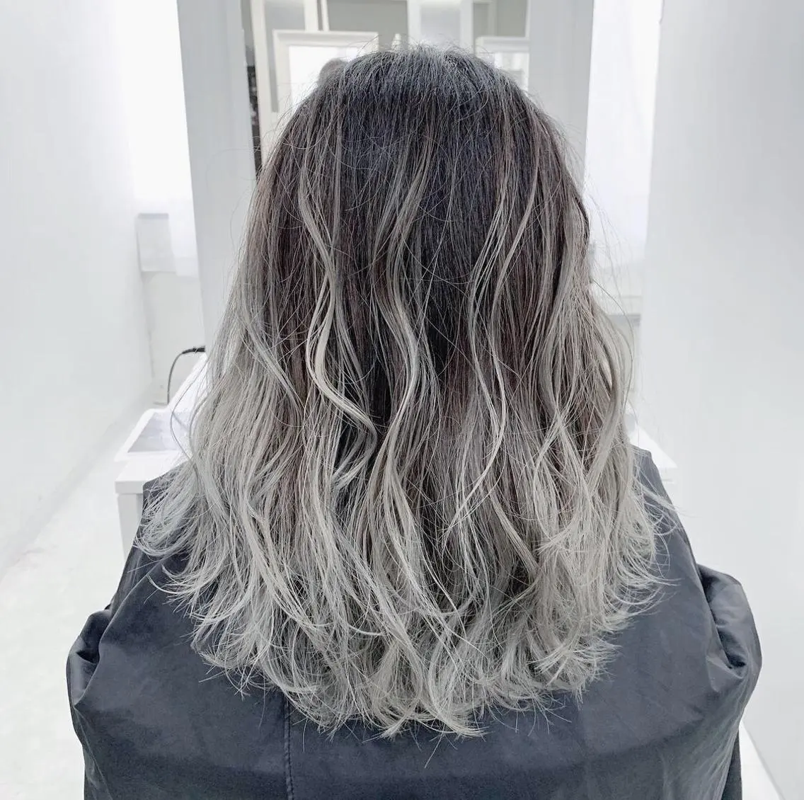 ロング カラー バレイヤージュ レイヤーカット 【毎朝セット3分】 メンズパーマ　真人のヘアスタイル