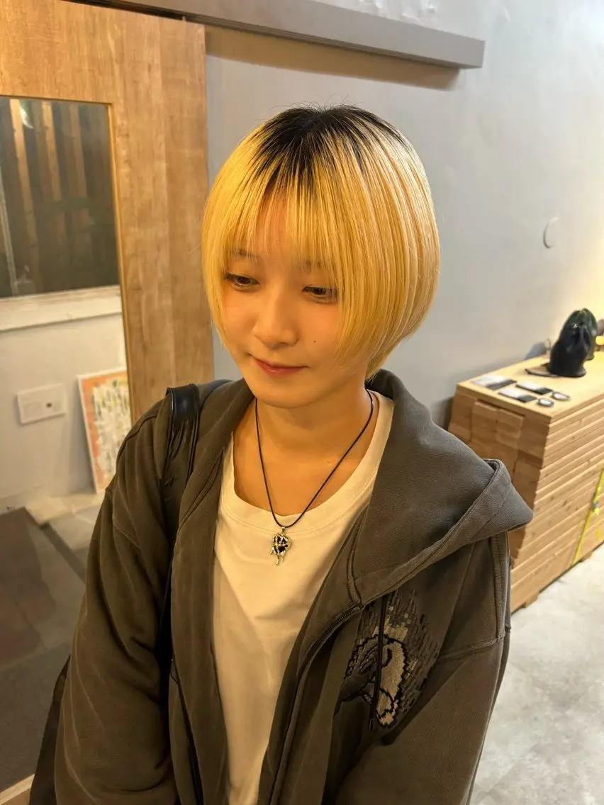 ショート 顔周りカット レイヤーカット ショートヘア カット 田中 陽菜乃のヘアスタイル