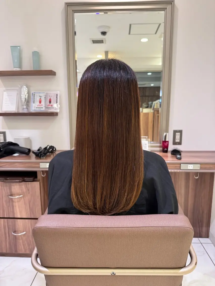 カラー ヘアカラー 岡本 一太のヘアスタイル