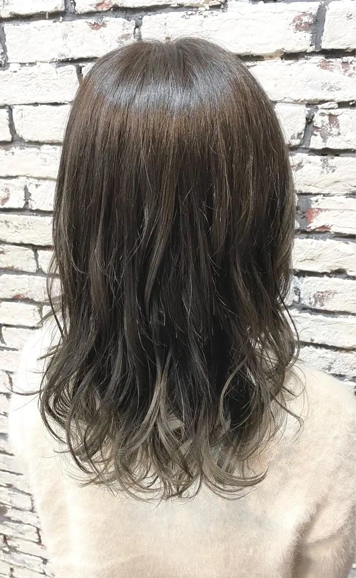 カット➕イルミナカラー➕Aujuaトリートメントの写真