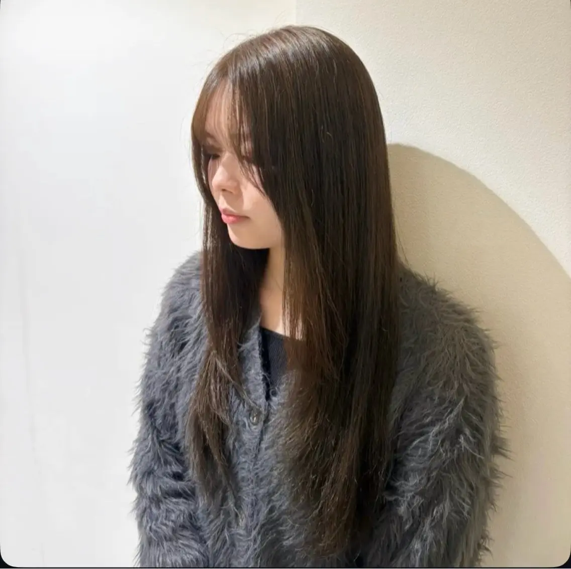 セミロング カラー 北村 海来のヘアスタイル
