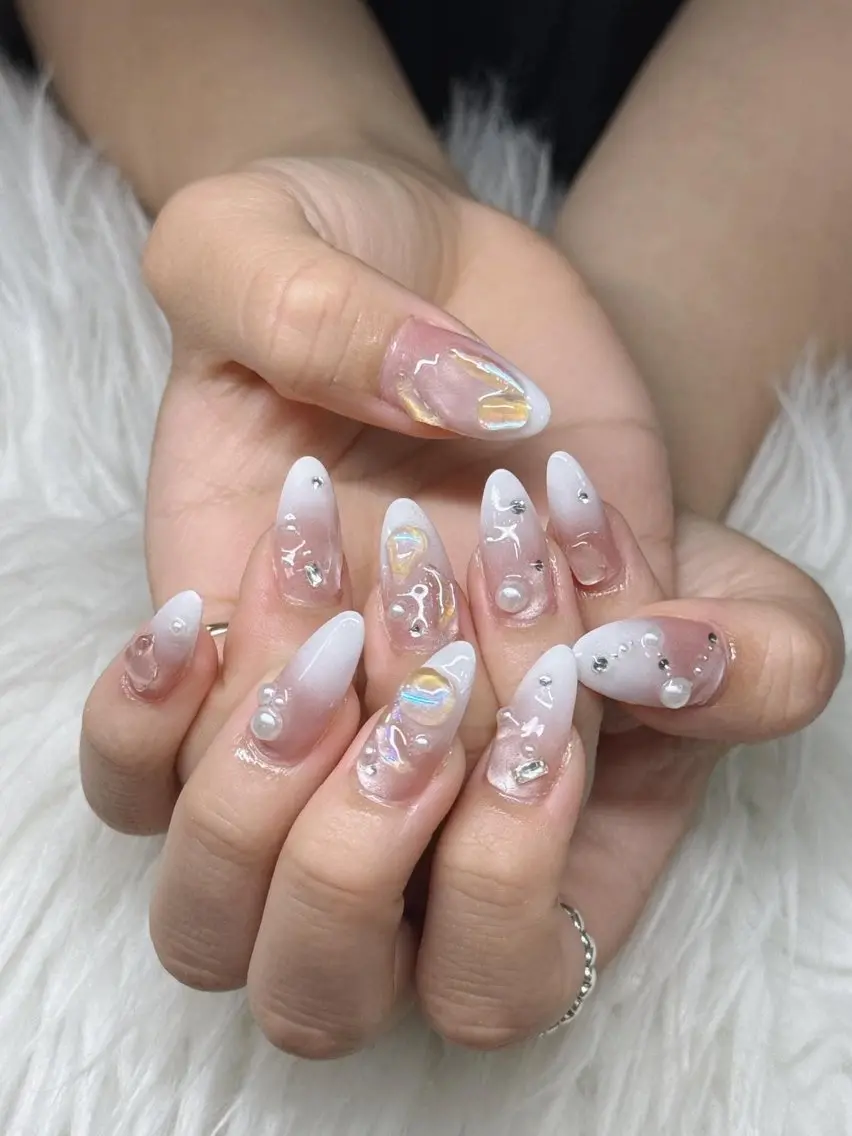 ネイル Lee Nailsのネイルデザイン