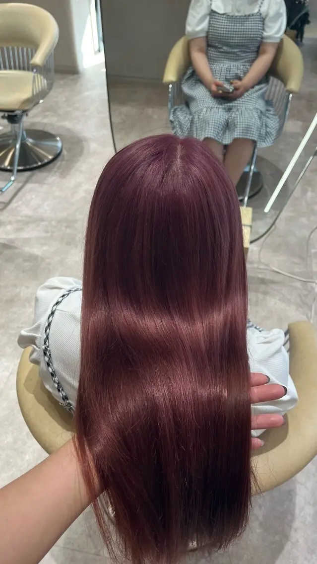 ロング カラー ラベンダーカラー ピンクカラー ピンクラベンダー 顔周りカット/ 透明感カラー/ユナのヘアスタイル