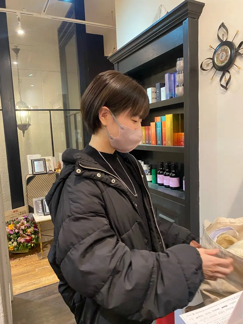 ショート カラー ヘアカラー 原田 梓未のヘアスタイル