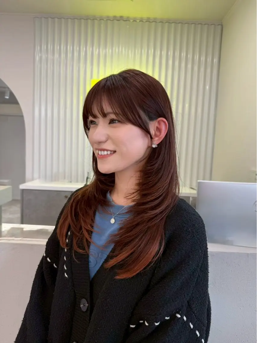 ロング ヘアカラー 澤石 陸舞のヘアスタイル