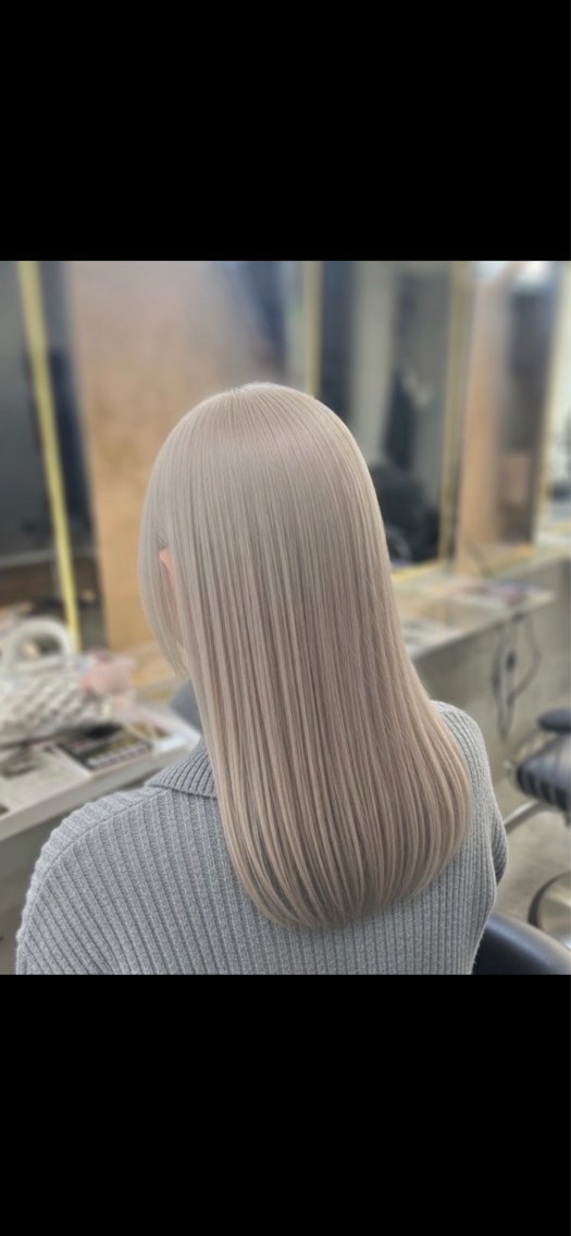 セミロング カラー カット ヘアカラー トリートメント ミルクティーベージュ 透明感カラー垣尾颯大のヘアスタイル