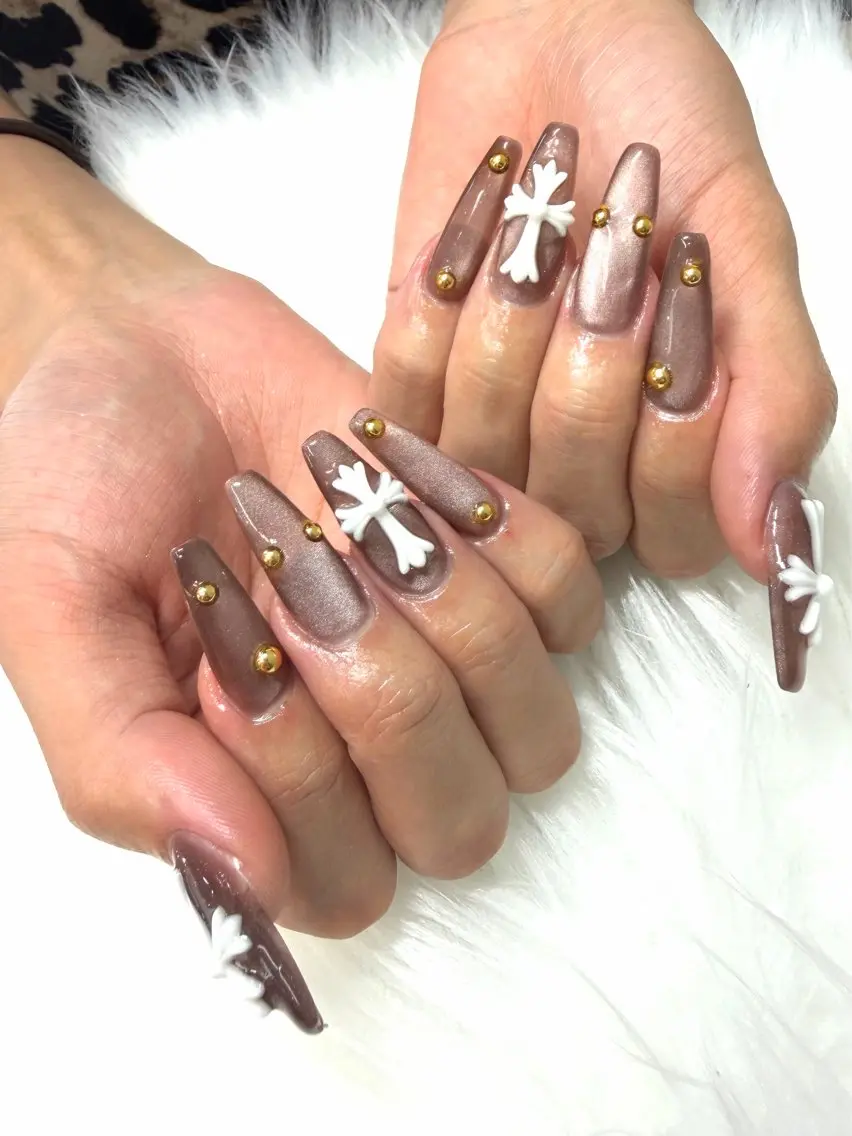 ネイル ブラウン ゴールド PetitBlanc Rinaのネイルデザイン