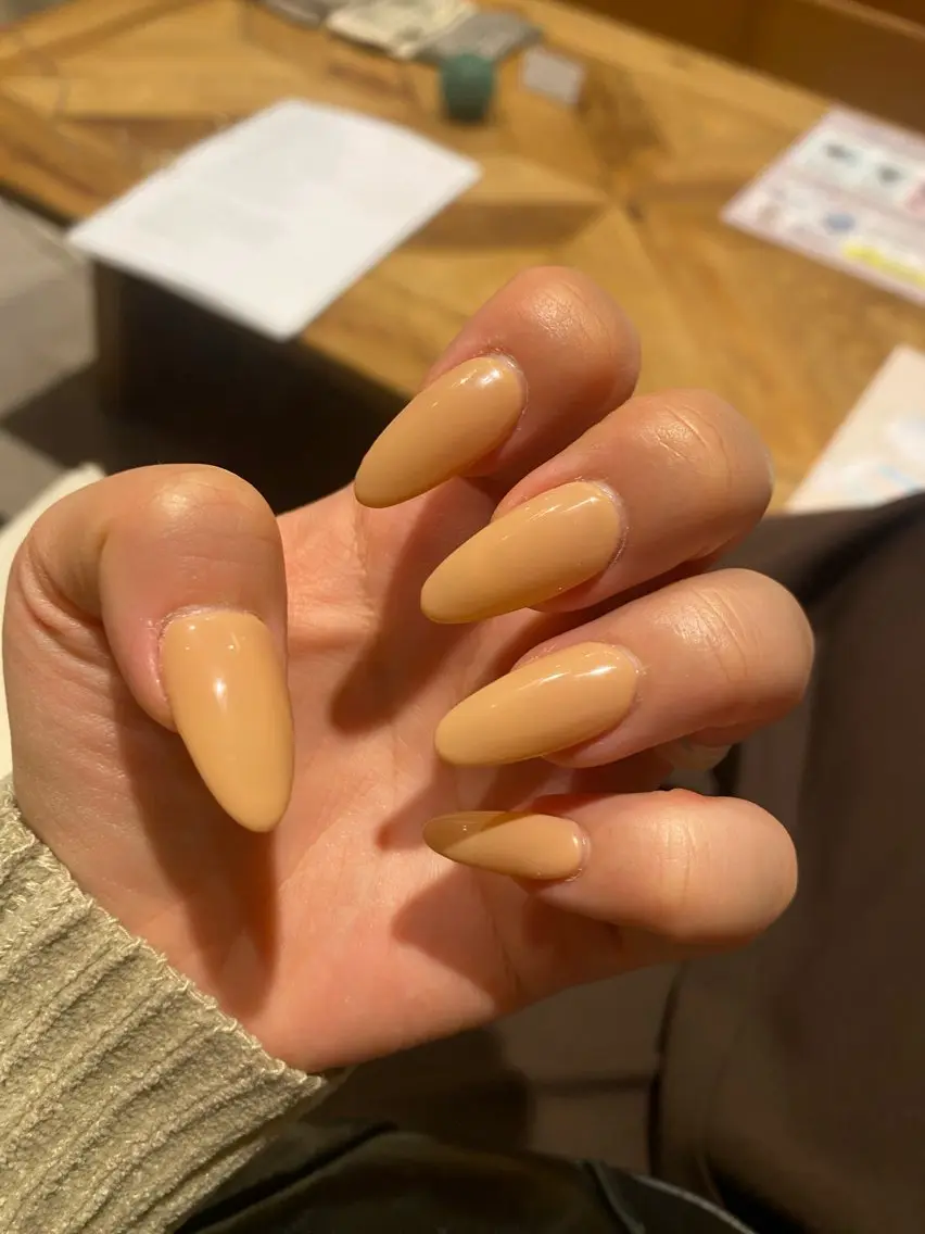 ネイル ロングネイル MAXKELLY AIのネイルデザイン