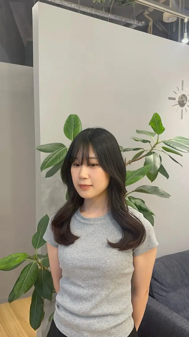セミロング くびれヘア 韓国風ヘア くびれレイヤー レイヤーカット カット ☆梅田アシスタント★ CHINAのヘアスタイル