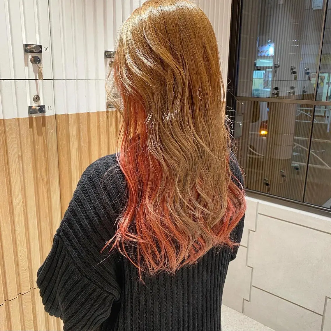 ロング カラー ブリーチ 透明感カラー デザインカラー インナーカラー ピンクカラー カット ヘアカラー ボブ/ハイトーン 福生Radix 下田のヘアスタイル