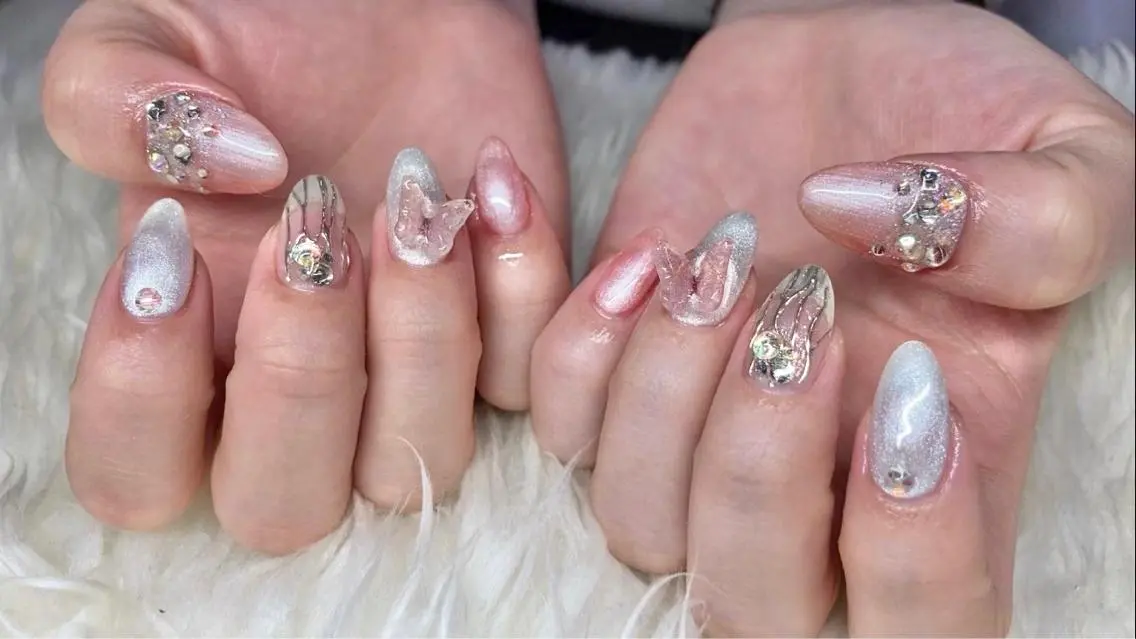 ネイル ジェルネイル 韓国ネイル マグネットネイル 持ち込み パラジェル ハンドネイル Nail&eye Belire 新宿のネイルデザイン