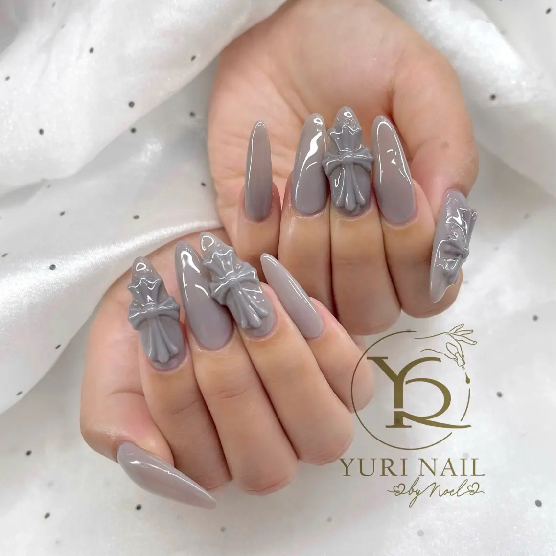 ネイル ハンドネイル フットネイル ハンドケア YURI Nail NARITAのネイルデザイン