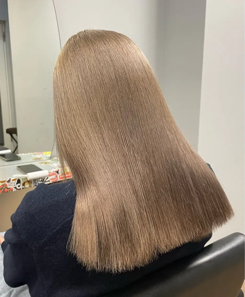 ロング ヘアカラー トリートメント 艶髪/ブリーチカラー 蓮のヘアスタイル