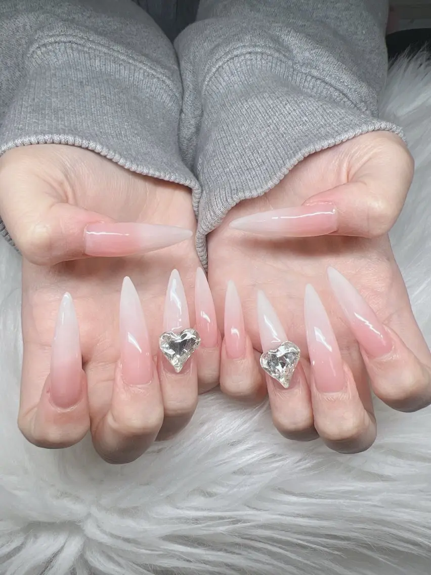 ネイル ハンドネイル Lee Nails チップ長さだし専門店のネイルデザイン